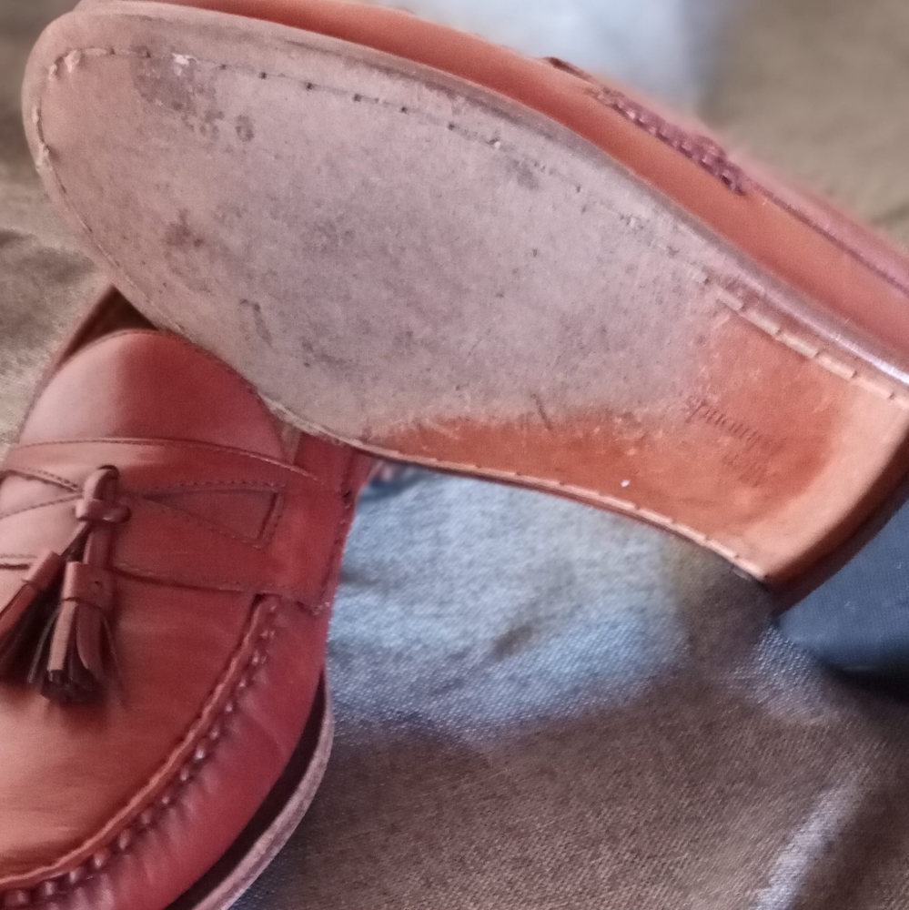 Allen Edmonds - Picture 5 of 6